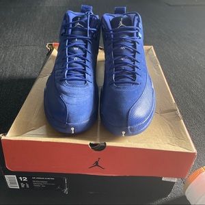Jordan 12 Royal blue  size 12